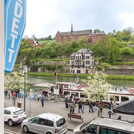 Le Cerf 3* Dinant